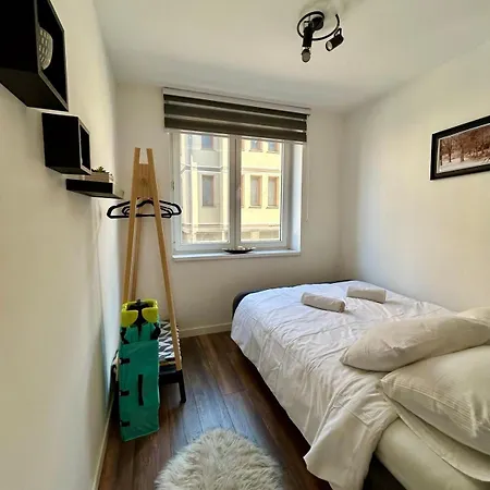 Modern & Stylish In Old Town Appartement